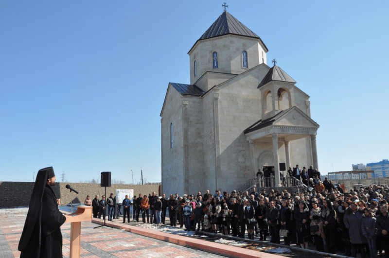 Где находятся самая южная и самая северная в мире армянские церкви?