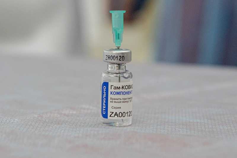 Власти Челябинской области назвали даты поставки вакцины от COVID-19 в регион