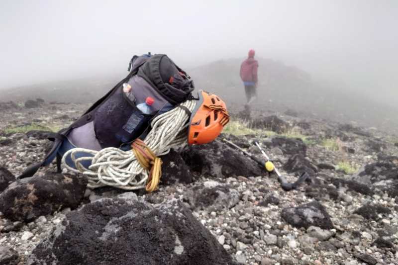 Горная болезнь, камнепад и вызов стихии: хабаровские альпинисты покорили камчатский вулкан