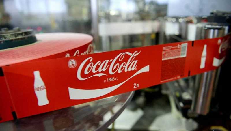 Coca-Cola и PepsiCo приостанавливают бизнес в России